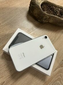 iPhone XR 64GB - 1