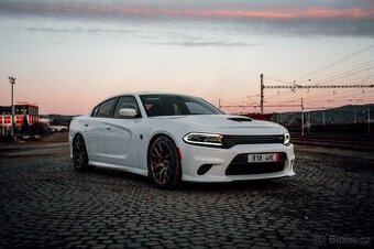 DODGE CHARGER HELLCAT 6.2 SUPERCHARGED