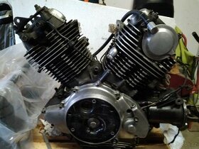 Motor Yamaha XV 920 - 1
