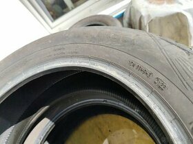 235/60R18 - 1