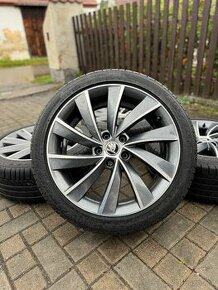 ORIGINÁL Alu Škoda Pegasus R18, 5x112 - TOP STAV - 1