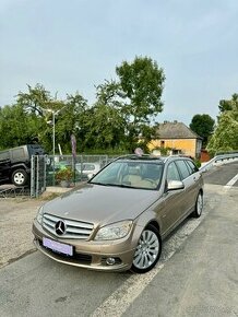 Mercedes Benz C 320CDi 165kw 4x4 Panorama Navi Automat