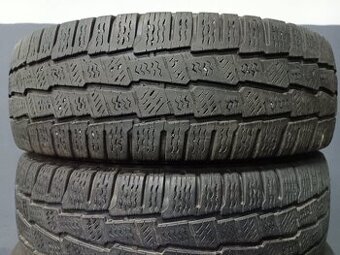 215/70 R15C MICHELIN (3822)