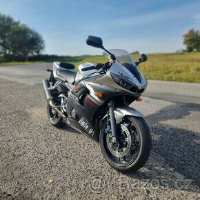 Yamaha r6