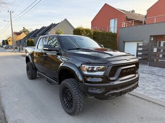 DODGE RAM REBEL ROUGH COUNTRY FUEL