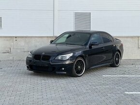 BMW E60 525i N52 160KW M PAKET VÝHŘEV NAVI ŠÍBR PO SERVISE