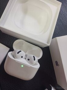 Sluchátka Apple AirPods 4, zánovní, pouzdro, krabička