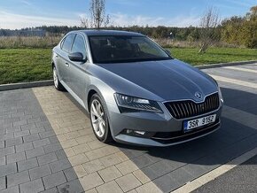 Škoda Superb 3 2.0TDI 110kW, STYLE Černá Alcantara-kůže