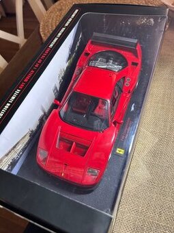 Ferrari F40 Competizione 1:18