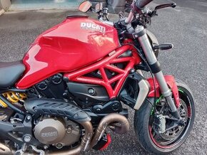 Ducati Monster 1200