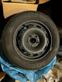 Zimní pneumatiky s plechovými disky 185/60 R14 Fabia