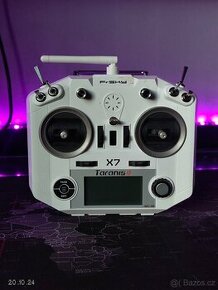 Radio FrSky Taranis Q X7 - 1