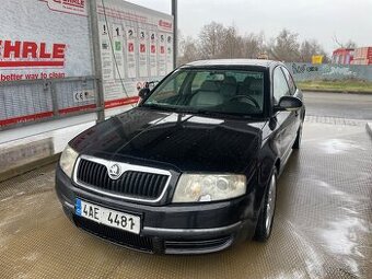 Škoda Superb 2.8 V6 142 KW  Rok 2007  Nová STK