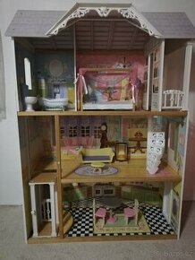 Domeček pro Barbie