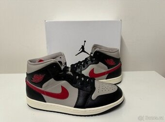 Nike Air Jordan 1 Mid Black Gym Red vel.42/27cm