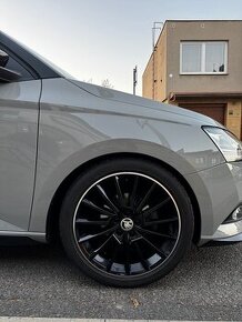 5x100 R17 215/40 TORINO