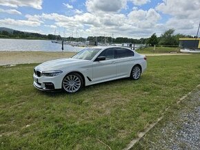 BMW 540i xDrive originální Mpaket G30 2/2018 alpine weiss