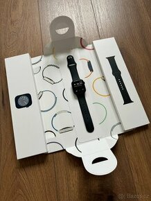 Apple Watch 8 45mm Midnight Black - 1