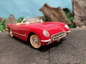 Prodám model 1:18 Chevrolet corvette 1954