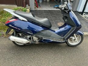 Honda FES150 Pantheon