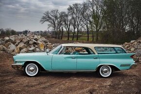 Chrysler New Yorker Town & Country Wagon