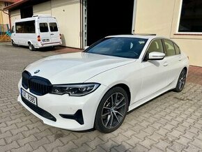 BMW 330i 190KW NOVÁ STK, 29.612KM, KŮŽE, NAVI