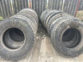 Nákladní pneu vzorek 315/80 R22,5 vzorek 5-6 mm