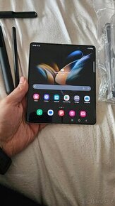 Samsung Galaxy Z Fold 4 12/256GB - TOP Stav + příslušenství