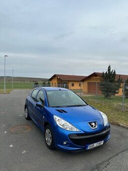 Peugeot 206+ 1.1i klimatizace hezký stav