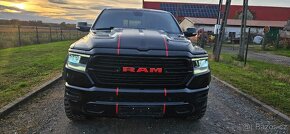 DODGE RAM V 5 4X4 5.7 HEMI V8  22 CALE KOLESO