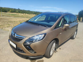 Opel Zafira Tourer 2.0 121kW 7 míst 2012 výbava - 1