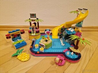 Lego friends 41374