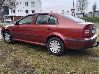 Škoda Octavia 1.6i rok 2000 - ČR - 1