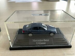 Mercedes-Benz 1:87 E-class