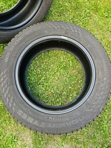 Zimní pneu 205/60 R16 - 1