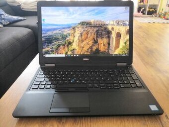 Dell 5570 i5 / 8 GB / 256 SSD / Win 10