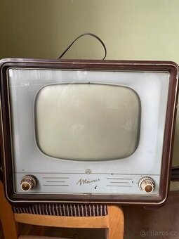 Retro TV Mánes