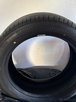 Letni pneu Bridgestone Alenza 001 225/50 RF 18