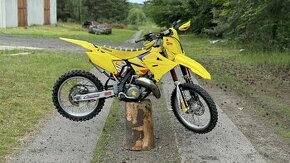 Suzuki RM 125