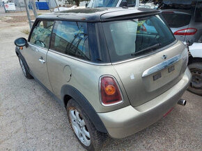 Mini Cooper R56, 1.6i,88kw2009,6kvalt,klimatizace - 1