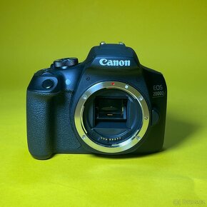 Canon EOS 2000D | 693077001644