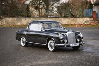 Mercedes-Benz 220S Coupé