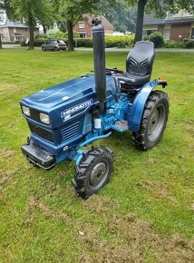 Mini tractor Hinomoto 16hp. 4wd, 4x4,2700.hodin - 1