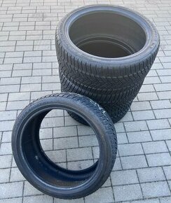 225/40 R18 - 4x zimní Dunlop 7-8mm