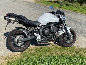 Yamaha FZ6 S2 - 1