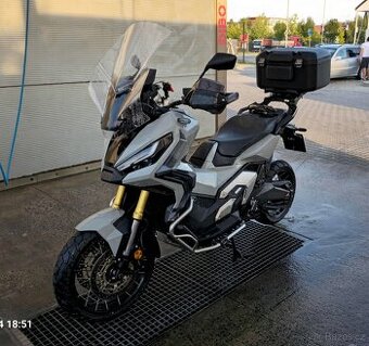 Honda x-adv