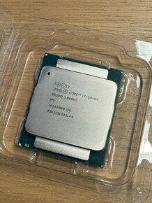 Intel Core i7-5960X Extreme Edition @ 3.00 GHz (LGA 2011-3)