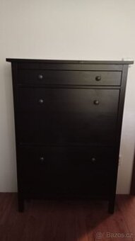 Botník IKEA Hemnes