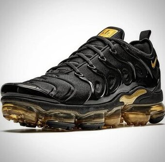 NIKE Air VaporMax PLUS 2019 "Black/Gold"