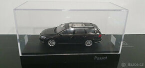 PRODÁM - 2x model Volkswagen Passat Variant B6 a B7 1:43 - 1